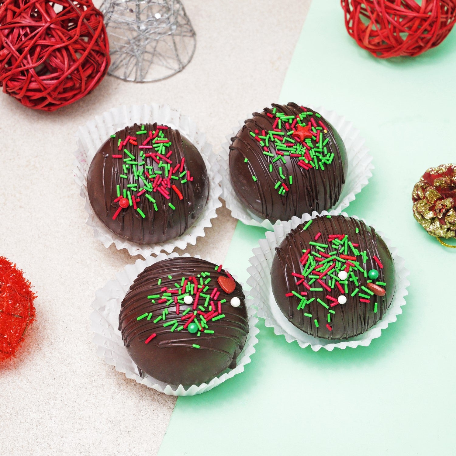 Jingle Bell Cocoa Bomb