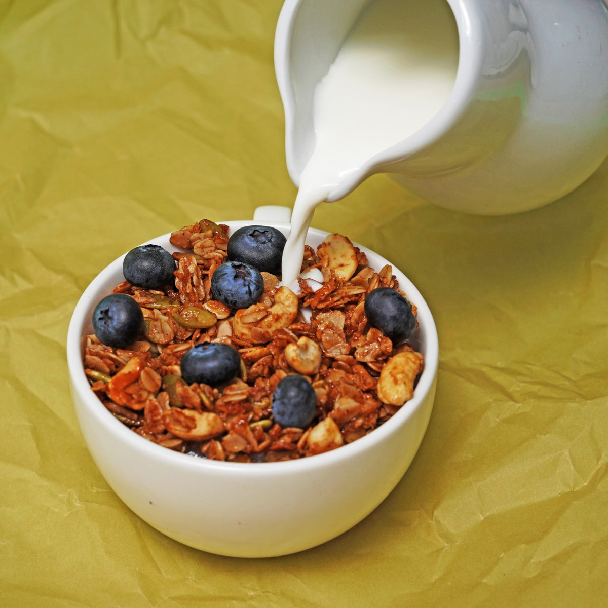 Cashew Raisins Granola