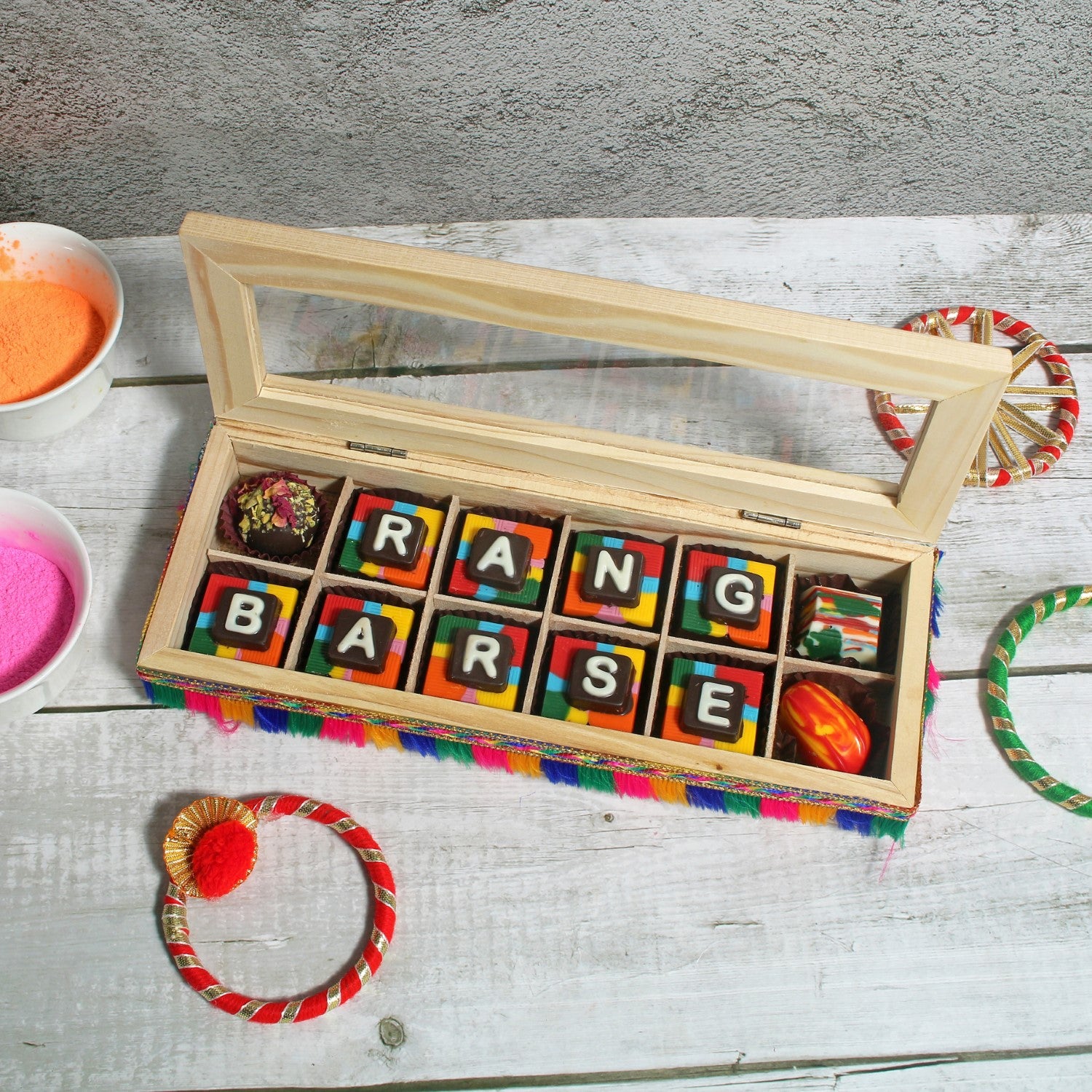 Holi delight box