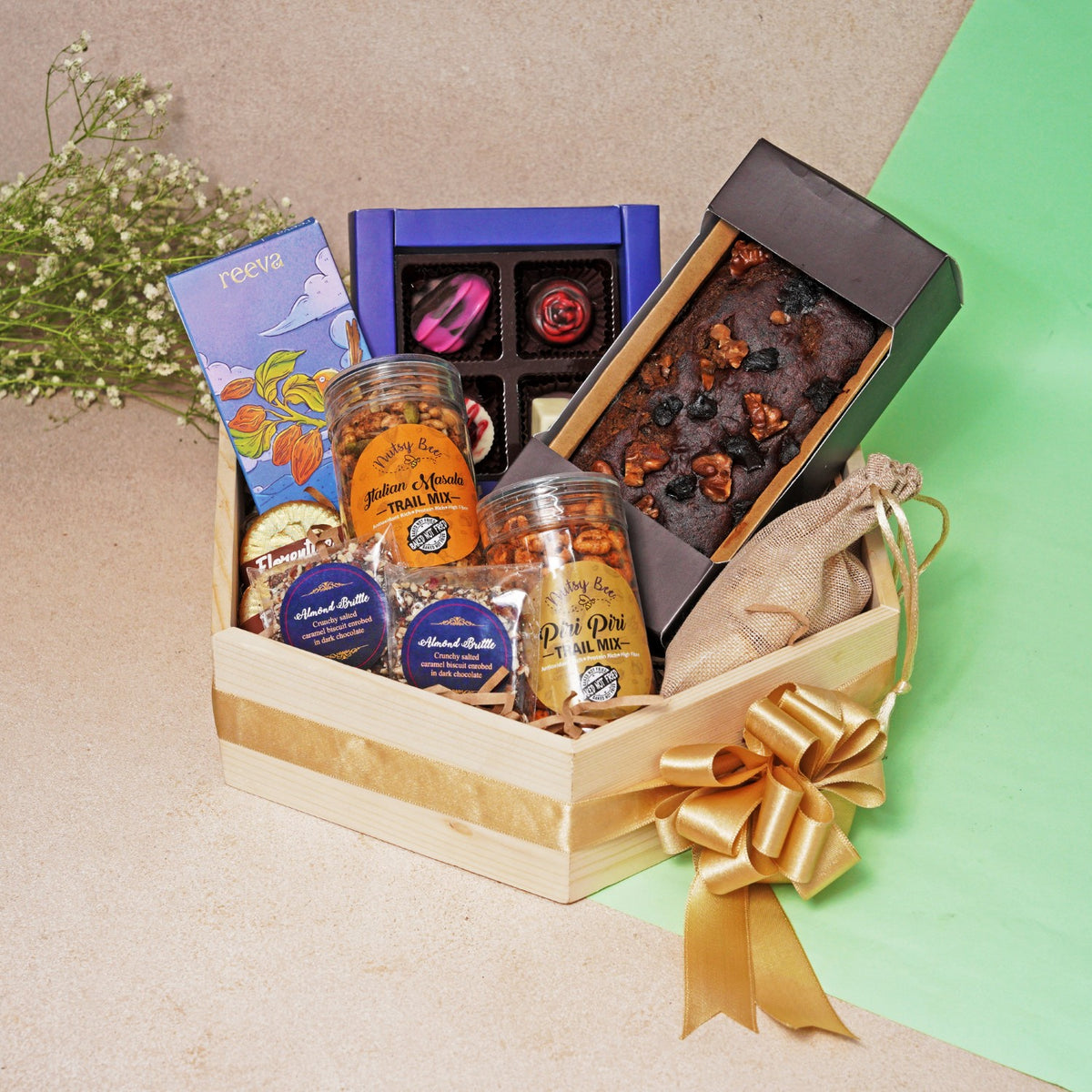 Hexagonal sweet hamper