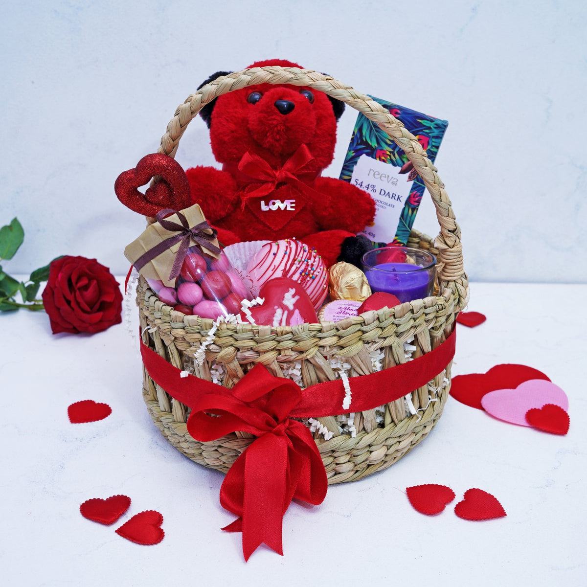 Lovestruck Delight Basket