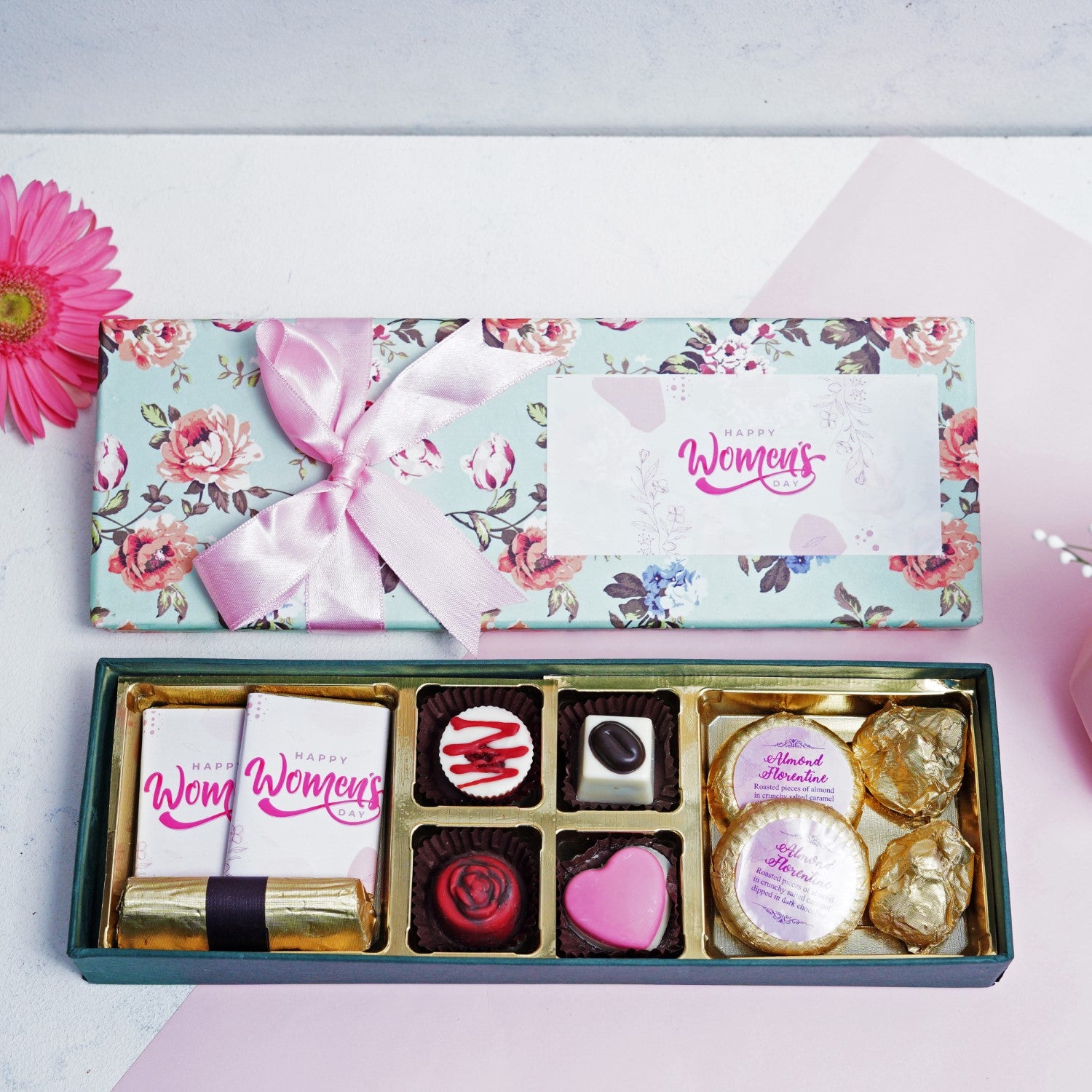 Nut-ilicious confections box