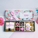 Nut-ilicious confections box