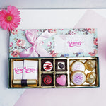 Nut-ilicious confections box